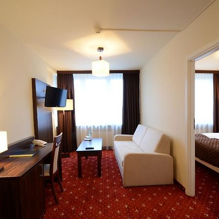 Hotel Pzmot Lublin Ruang foto