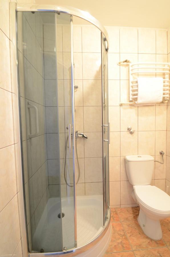 Hotel Pzmot Lublin Bagian luar foto