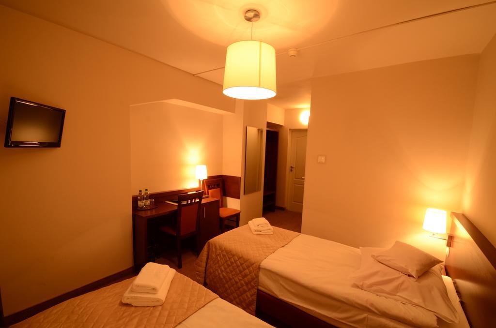 Hotel Pzmot Lublin Ruang foto