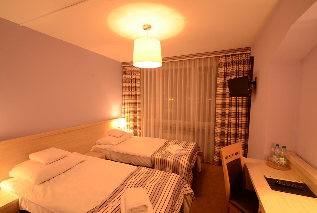 Hotel Pzmot Lublin Ruang foto