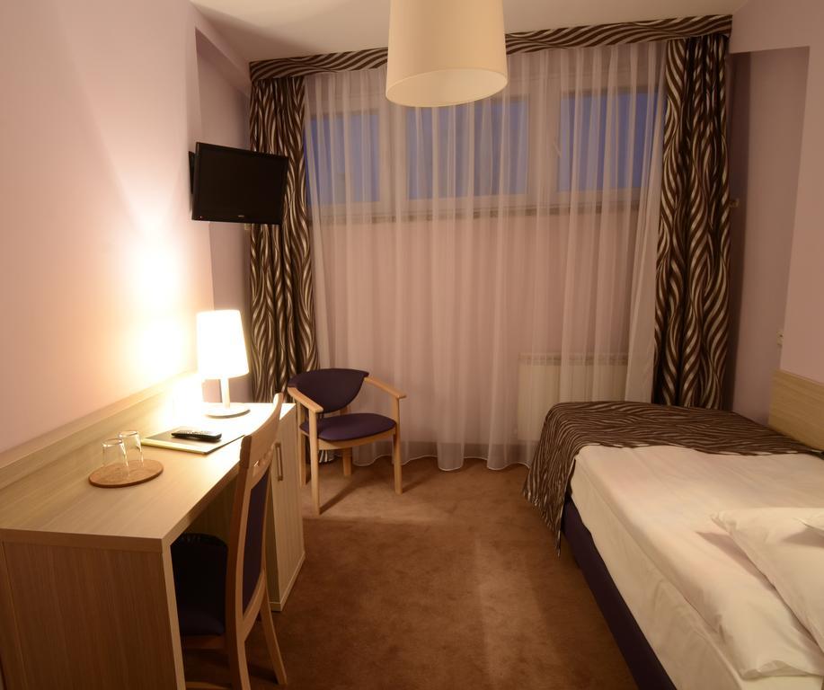 Hotel Pzmot Lublin Ruang foto