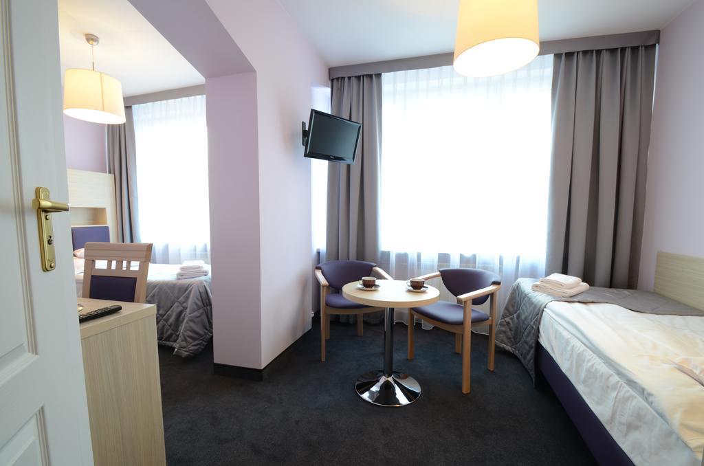 Hotel Pzmot Lublin Ruang foto