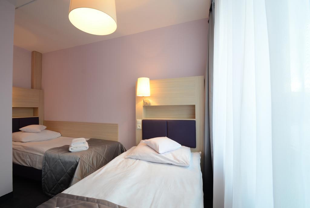 Hotel Pzmot Lublin Ruang foto
