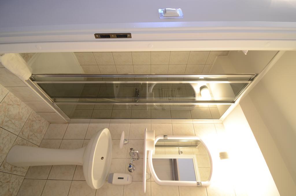 Hotel Pzmot Lublin Bagian luar foto